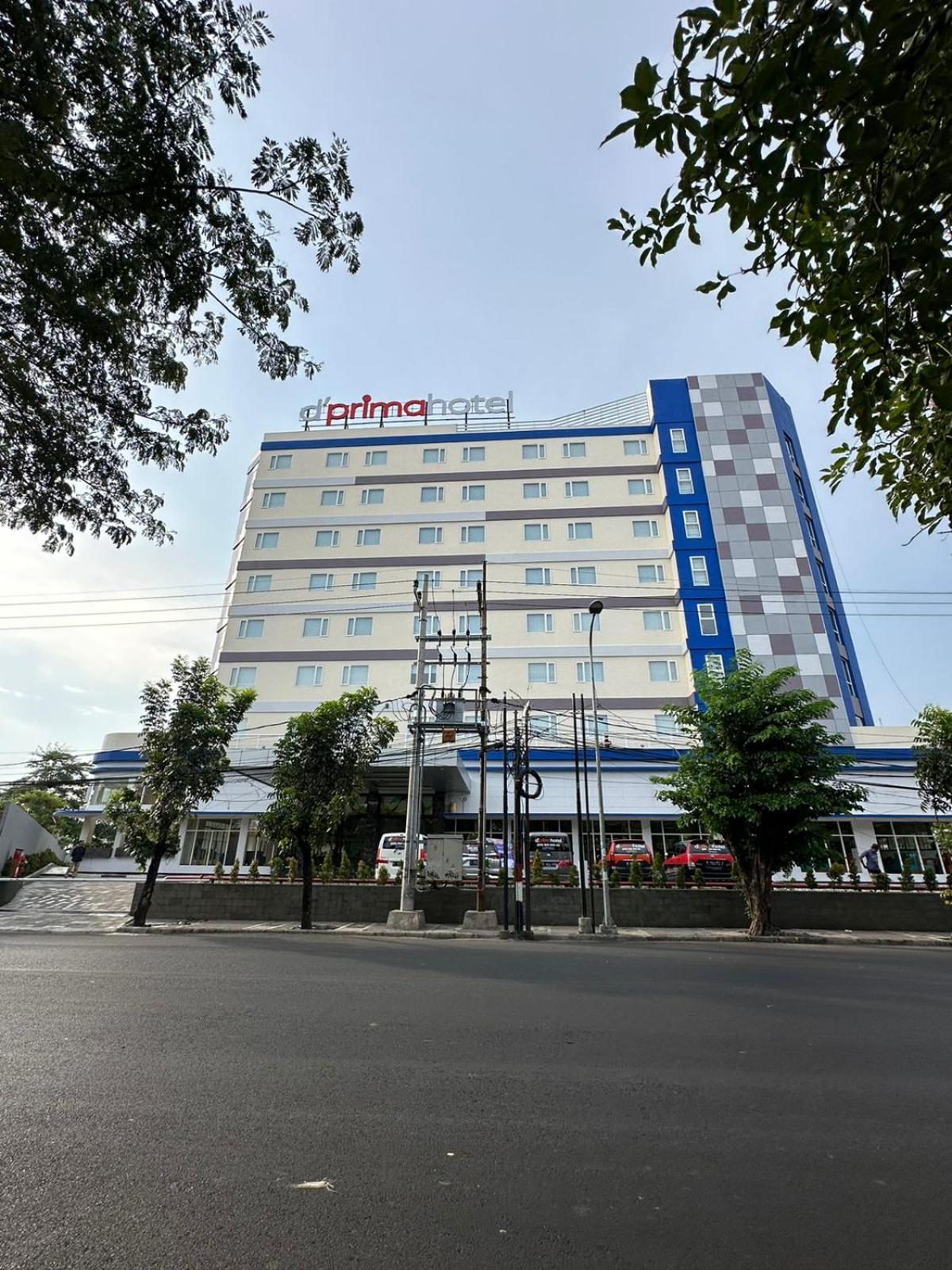 D'Primahotel Jemursari Surabaya Exterior photo